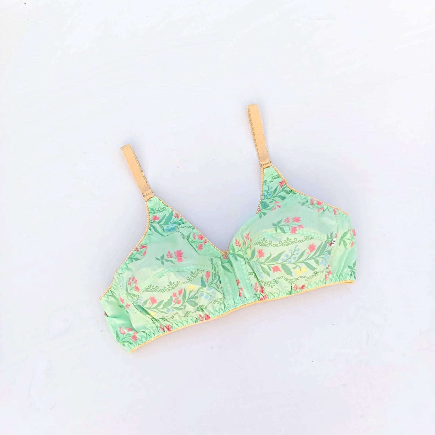 5 Rendom Cotton Bra 999/-only